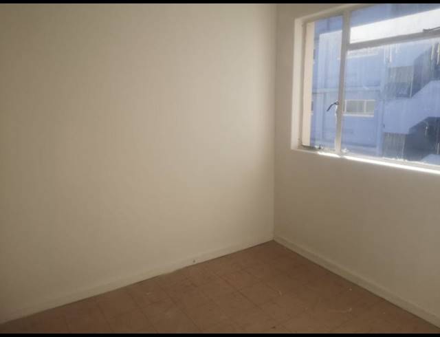 1 BEDROOM PROPERTY TO RENT IN OVERPORT